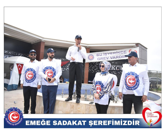 İZMİR KÂTİP ÇELEBİ ÜNİVERSİTESİ’NDEKİ HAK GREVİMİZ 74. GÜNÜNDE
