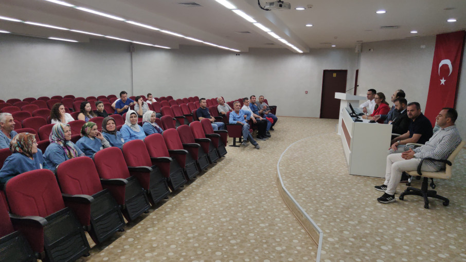 GENEL BAŞKAN YARDIMCIMIZ, MANİSA CELAL BAYAR ÜNİVERSİTESİ REKTÖRÜ PROF.DR. RANA KİBAR'I ZİYARET ETTİ.