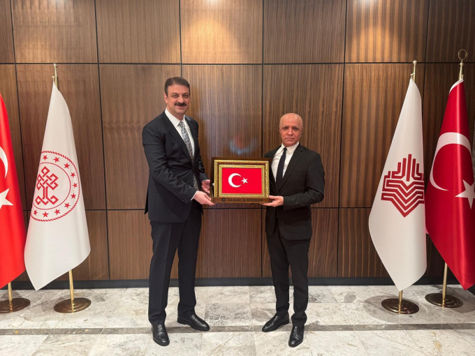 GENEL BAŞKANIMIZ T.C. VAKIFLAR GENEL MÜDÜRÜ SİNAN AKSU'YU ZİYARET ETTİ