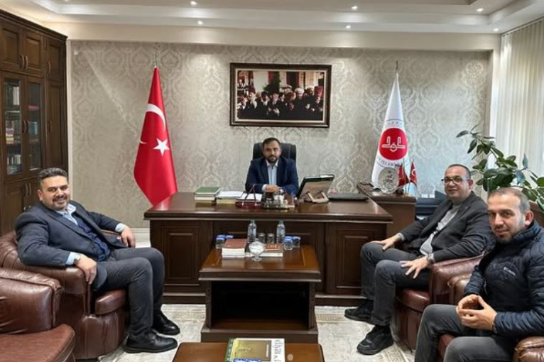 ANKARA ŞUBE BAŞKANIMIZ TRABZON DİNİ YÜKSEK İHTİSAS MERKEZİ MÜDÜRÜ DR. İSA ONAY’I ZİYARET ETTİ